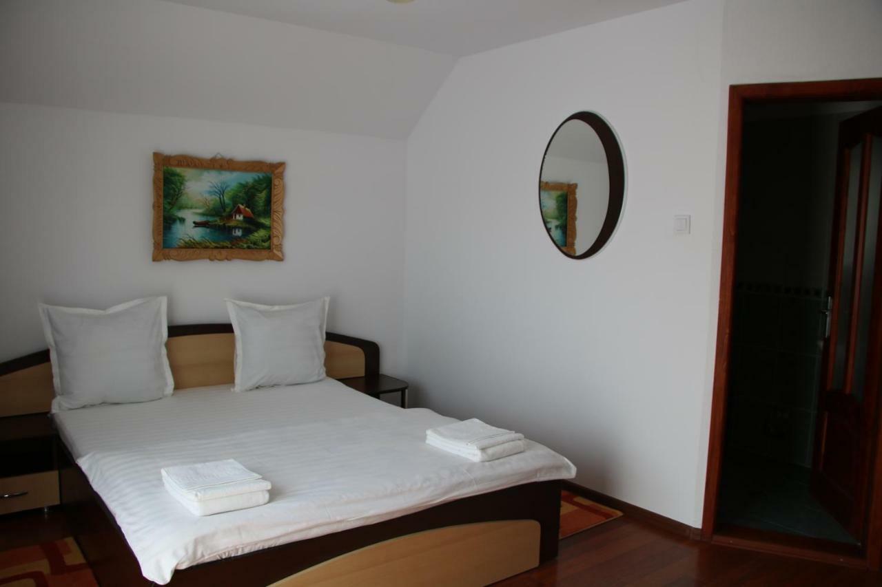 Casa Leny Hotel Újtohán Kültér fotó