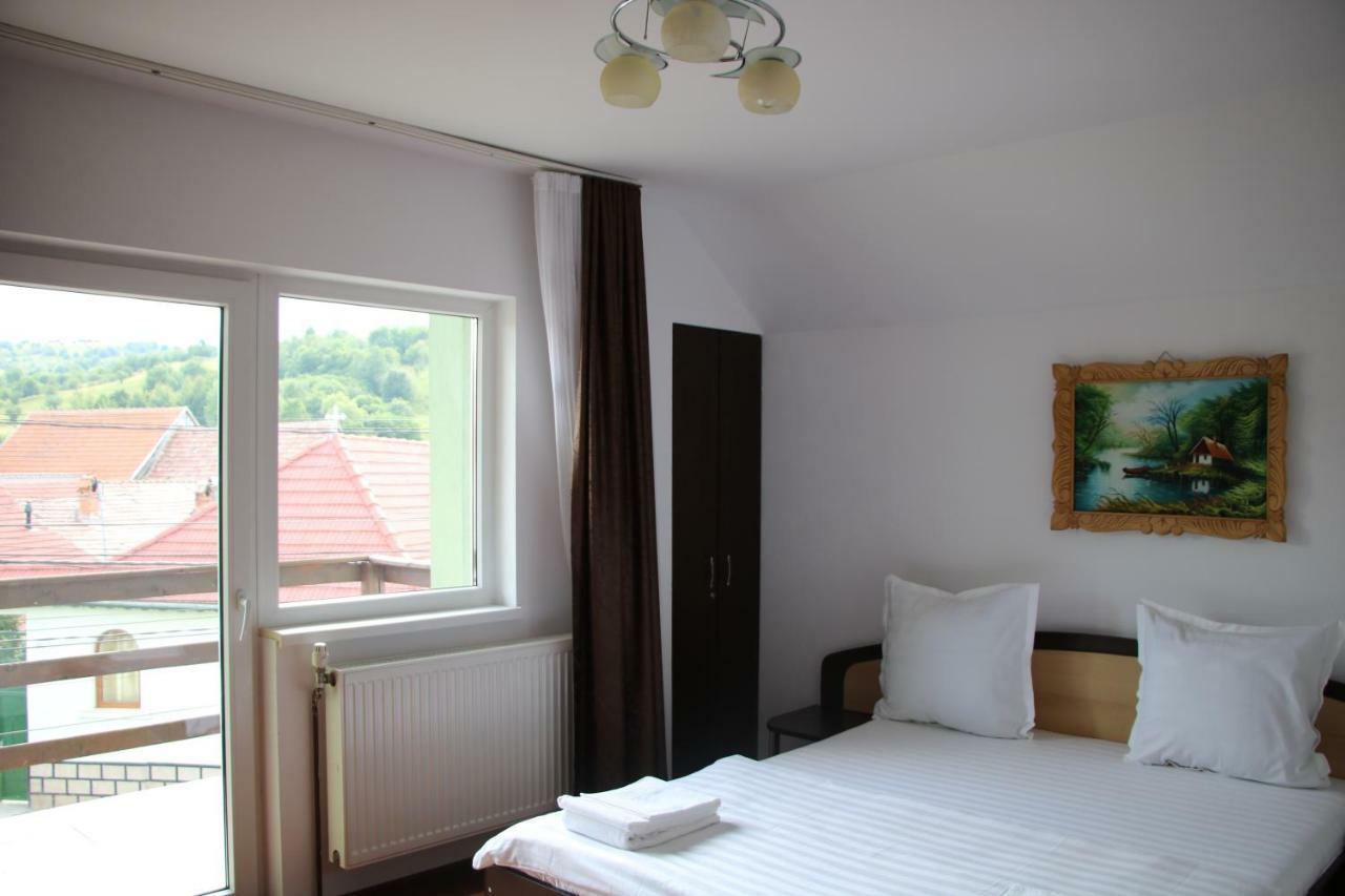 Casa Leny Hotel Újtohán Kültér fotó